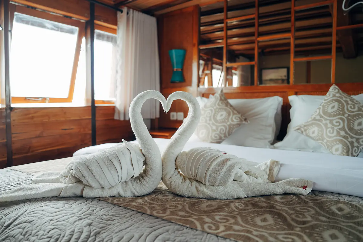 Upper Ocean Suite - Image 1